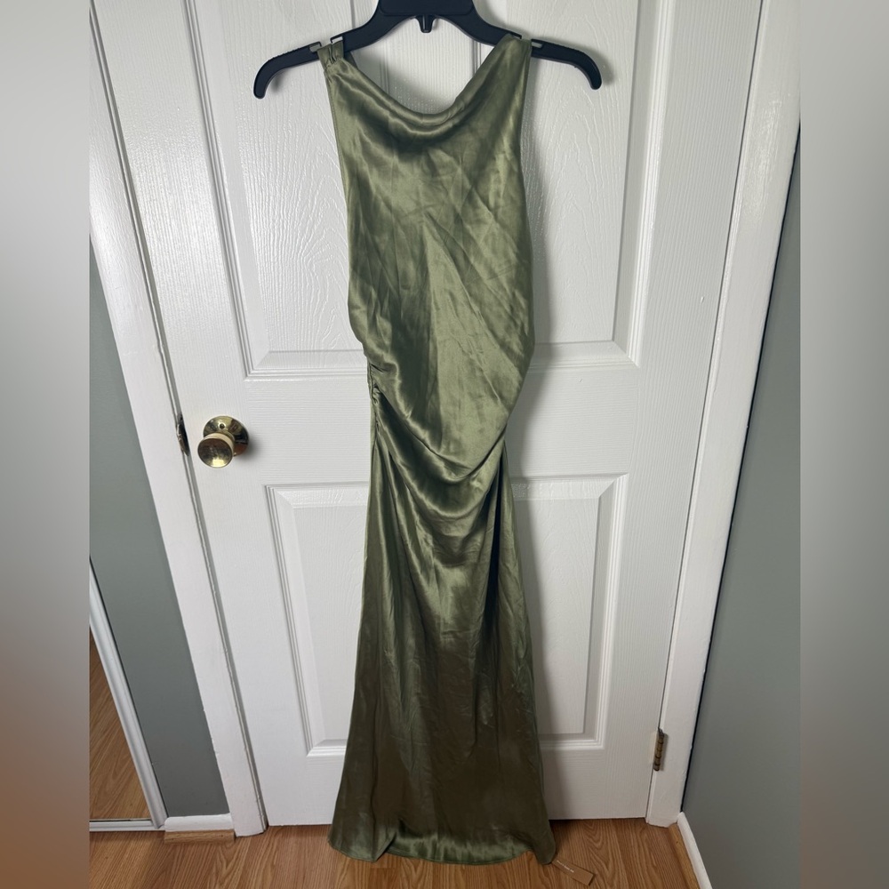 Reformation Casette Silk Dress in Artichoke 6 - Picture 2 of 13